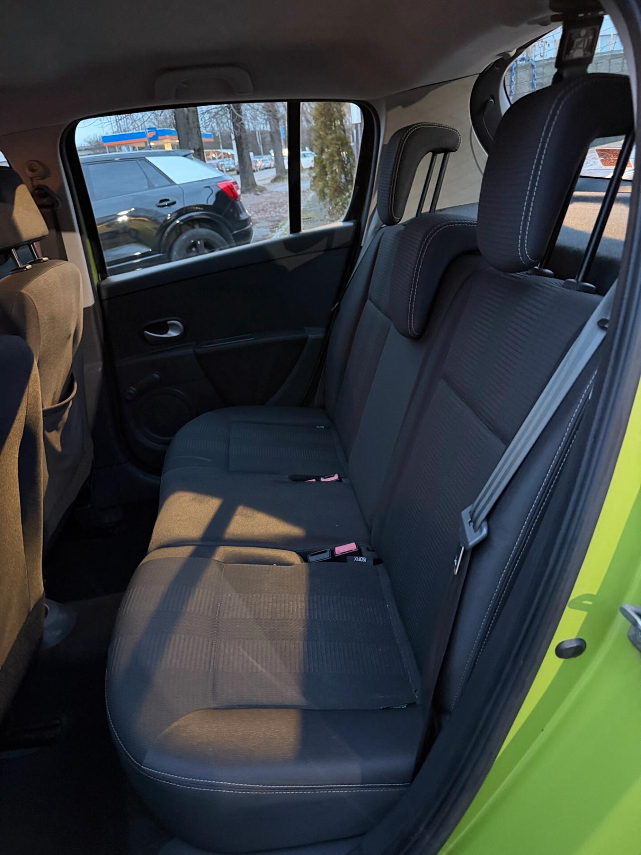 Renault Clio 1.2 16V 5 porte GPL Dynamique 75CV