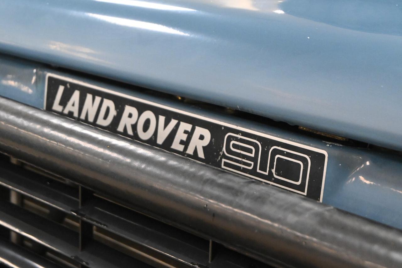 LAND ROVER Defender 90 turbodiesel Hard-top