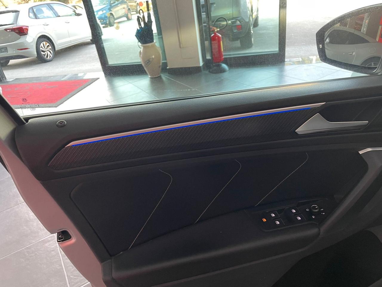 VOLKSWAGEN TIGUAN 2.0TDI R-LINE DSG 150cv