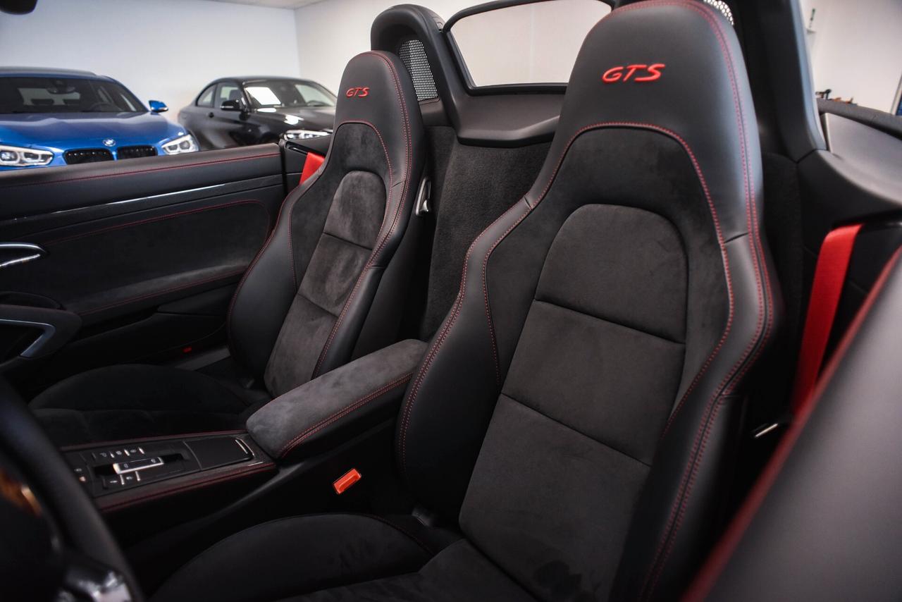 Porsche 718 Spyder Boxster 2.5 GTS