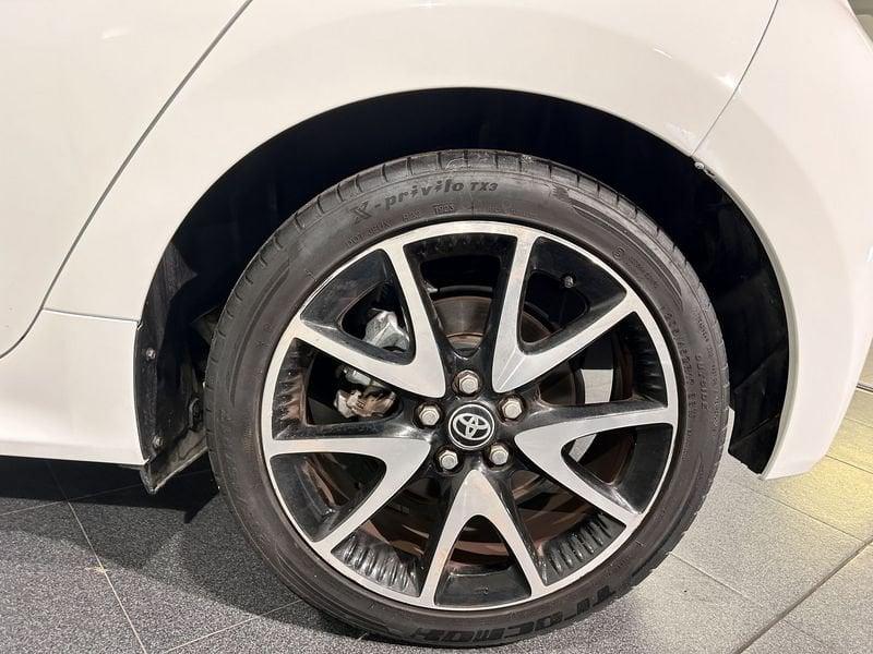 Toyota Yaris 1.5 Hybrid Lounge AREA C FREE
