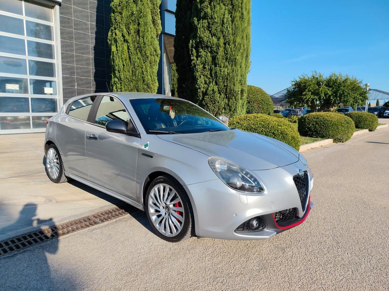 Alfa Romeo Giulietta 1750 Turbo TCT Quadrifoglio Verde