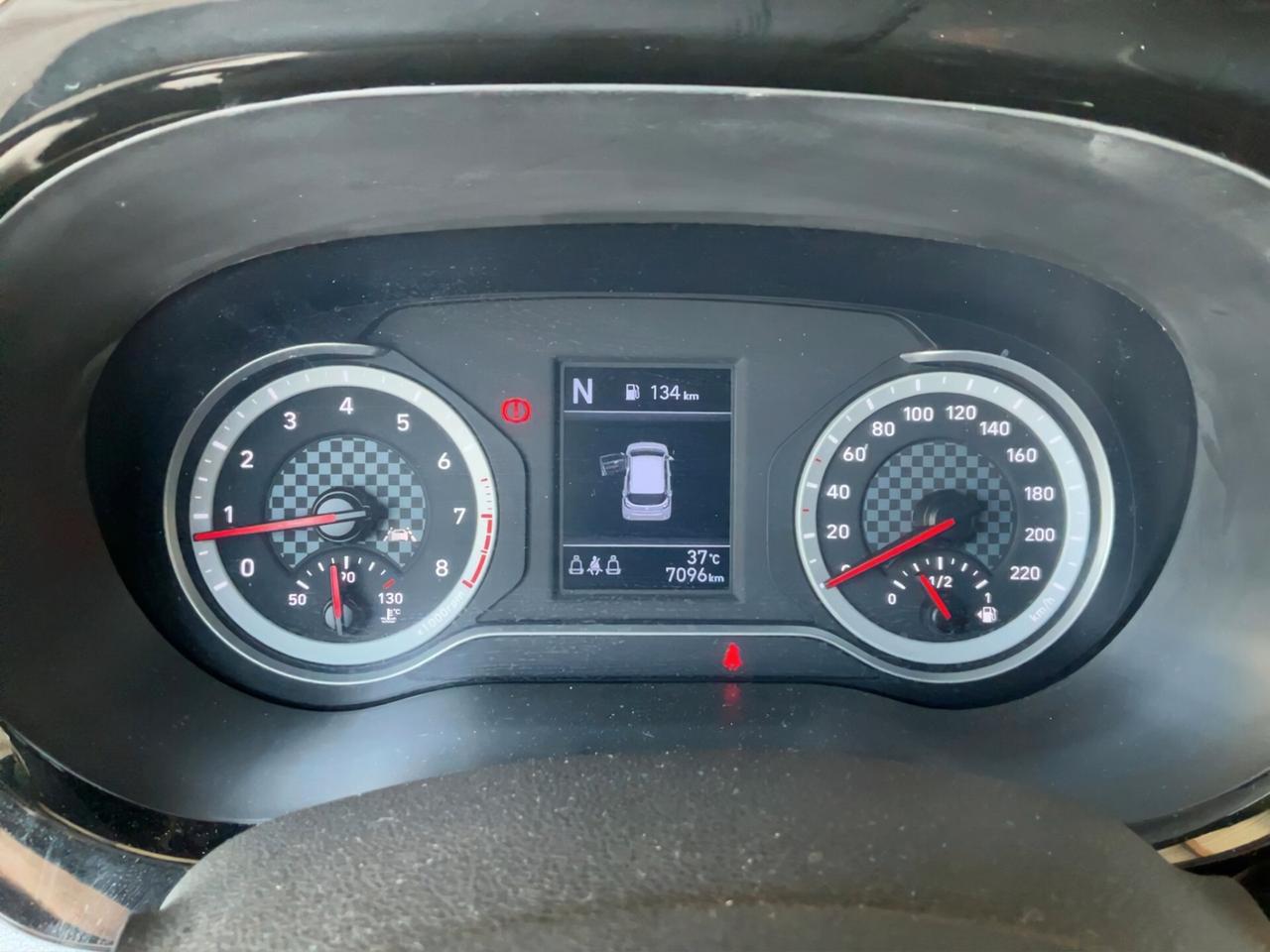 Hyundai i10 1.0 MPI 67 CV - AUTOMATICA