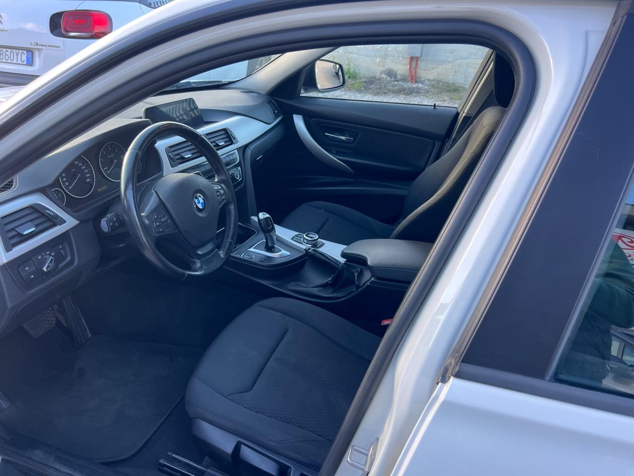 Bmw 318 318d Touring Business Advantage aut.