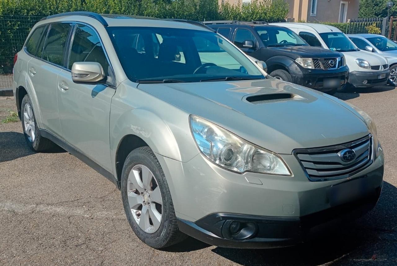 Subaru OUTBACK 2.0D