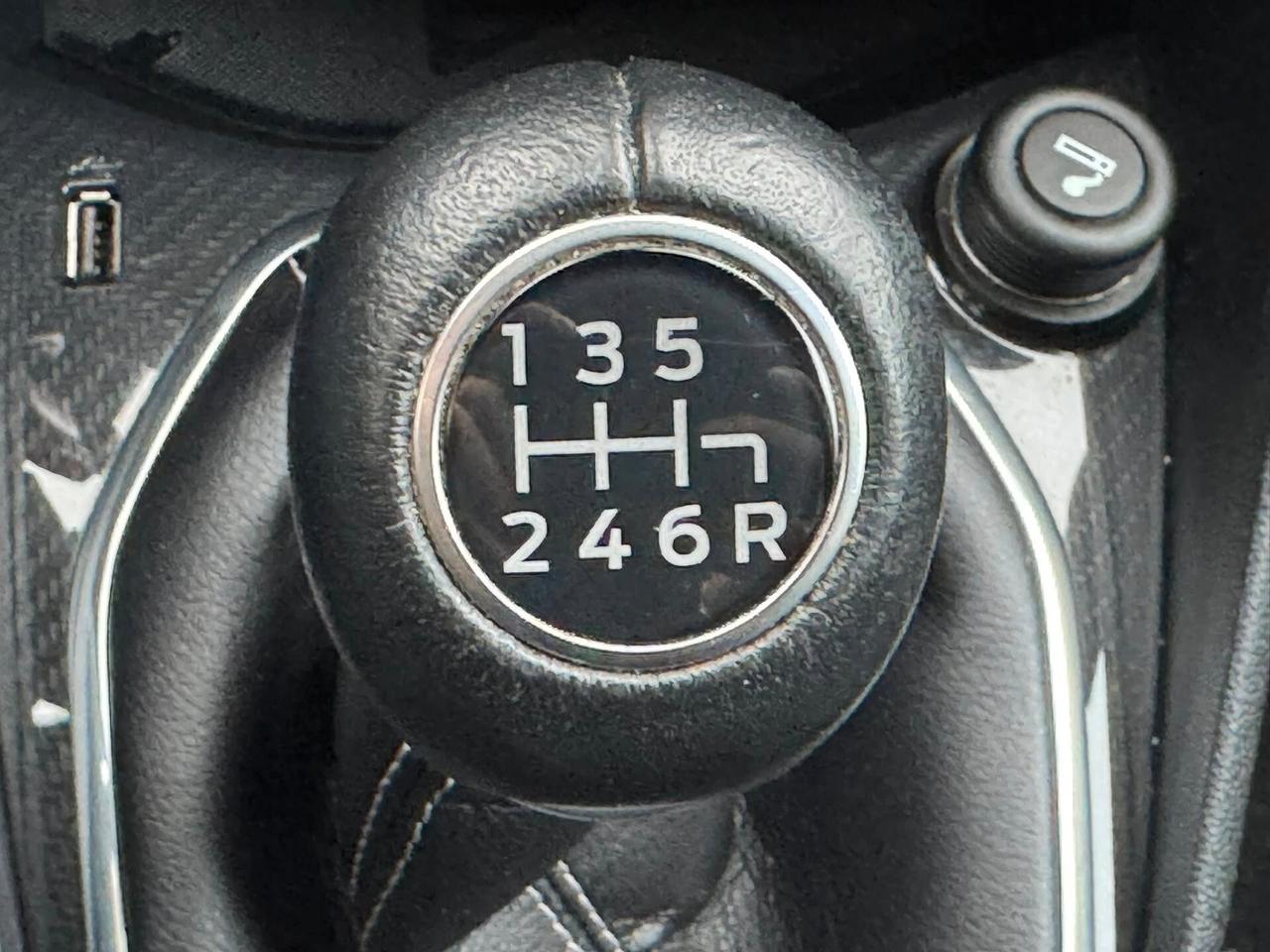 FORD FIESTA 1.5 TDCI 85 CV. NAVI+CERCHI+BIXENO