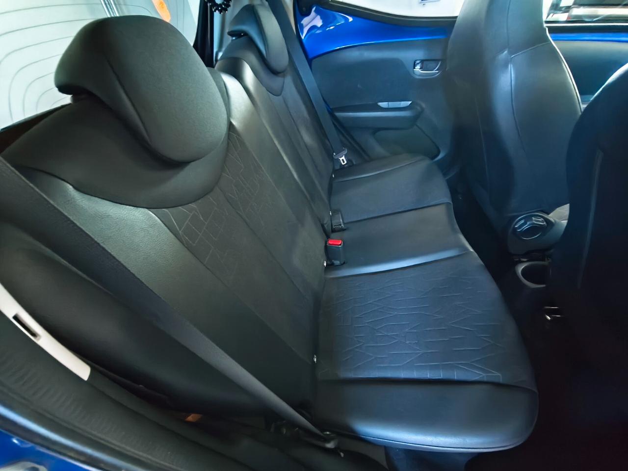 Toyota Aygo Connect 1.0 VVT-i 72 CV 5 porte x-clusiv MMT