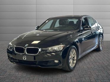 BMW Serie 3 F30 2015 Berlina - 325d 224cv
