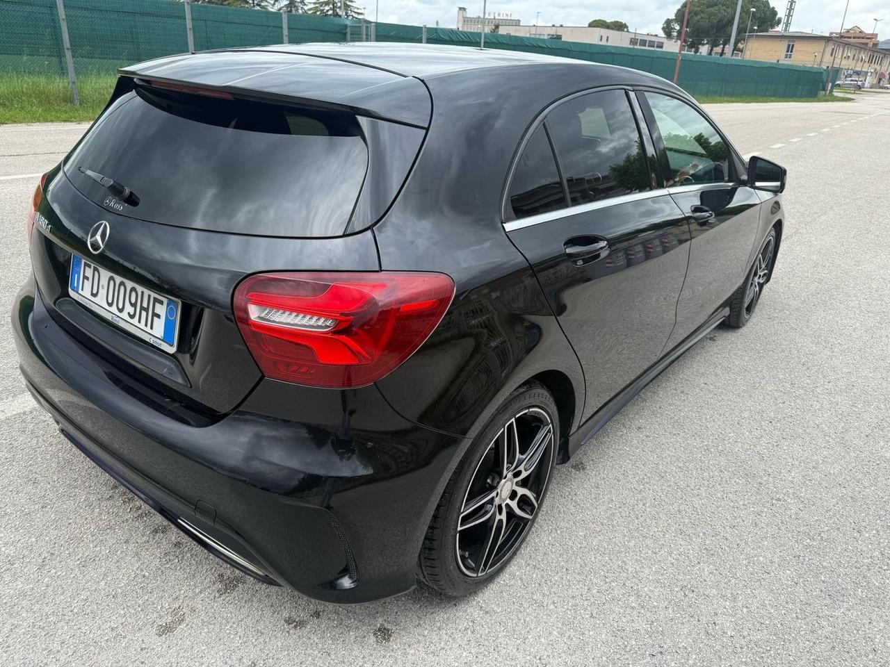 Mercedes-benz A 180 A 180 d Premium