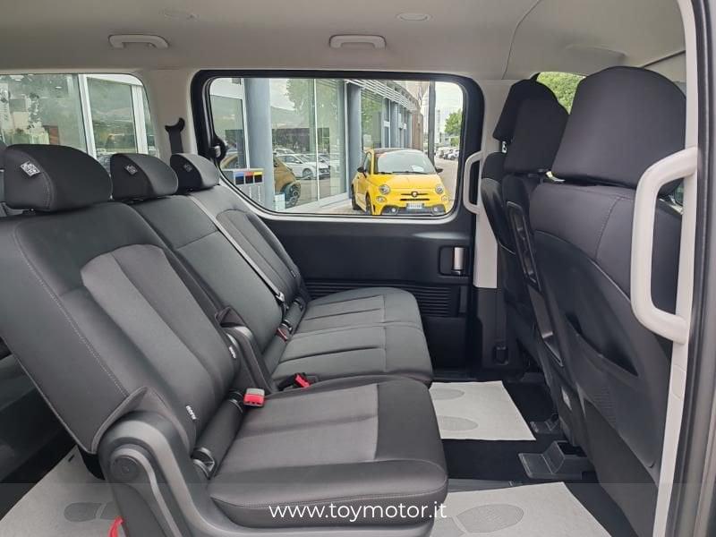Hyundai Staria 1.6 HEV AT 2WD 9 posti Wagon