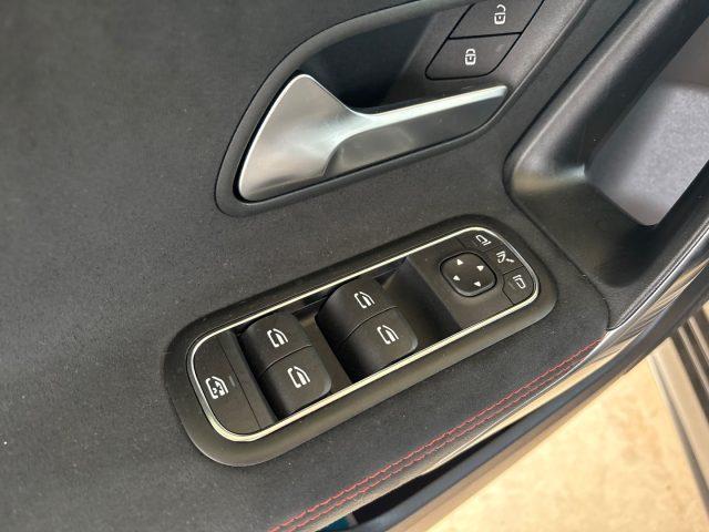MERCEDES-BENZ A 180 Automatic AMG Line NO OBBLIGO FINANZIAMENTO