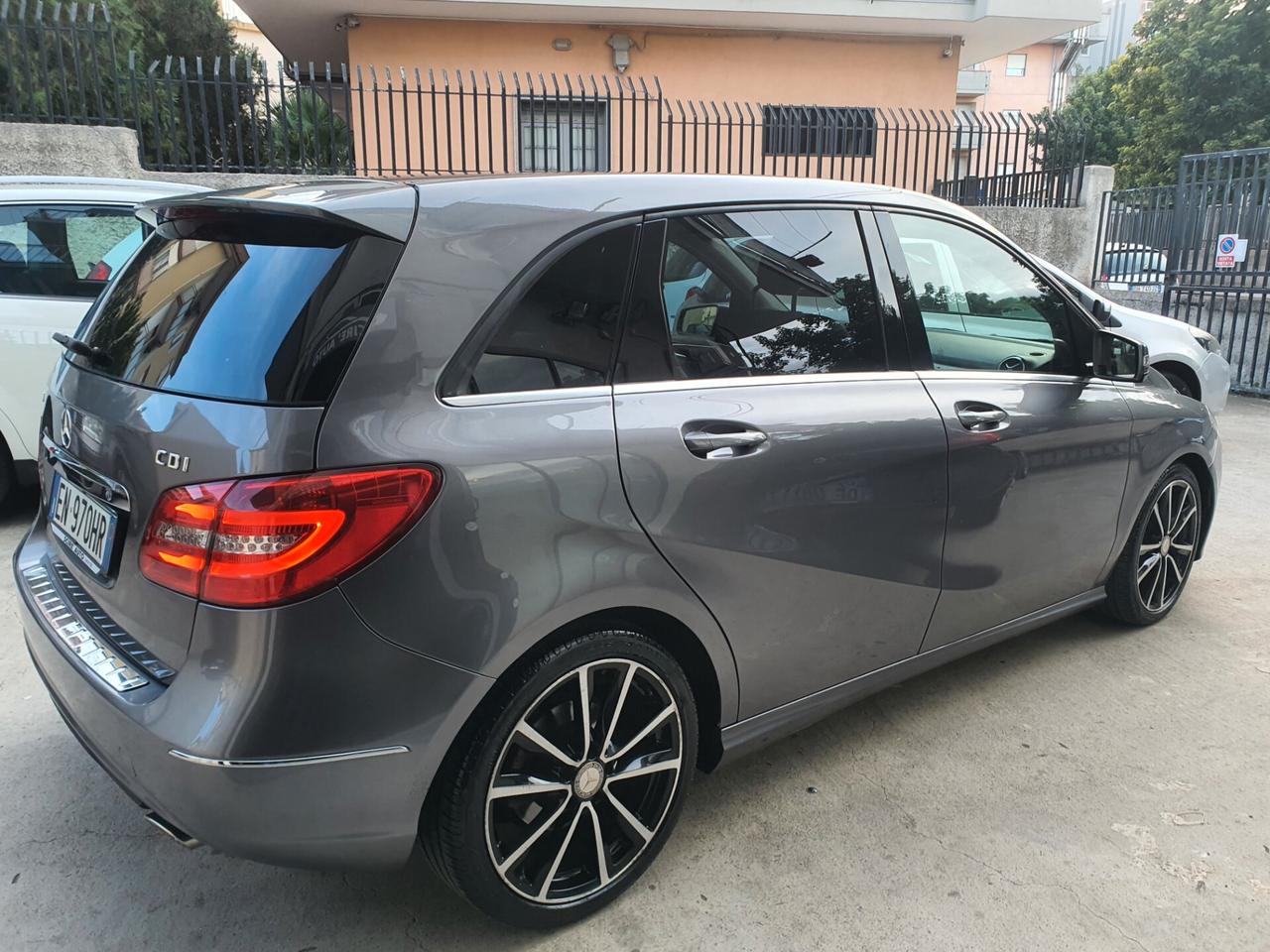 Mercedes-benz B 200 CDI BlueEFFICIENCY Premium