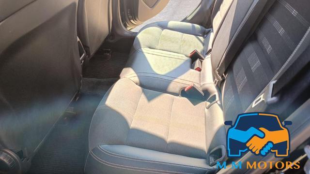 MERCEDES-BENZ A 180 d Business