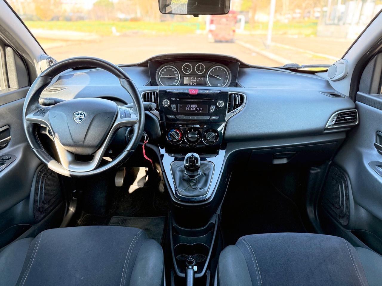 Lancia Ypsilon 1.2 benz. 69 CV 5 porte S&S Gold E6b *UNIPRO* - 2014 GARANZIA RATE PERMUTE