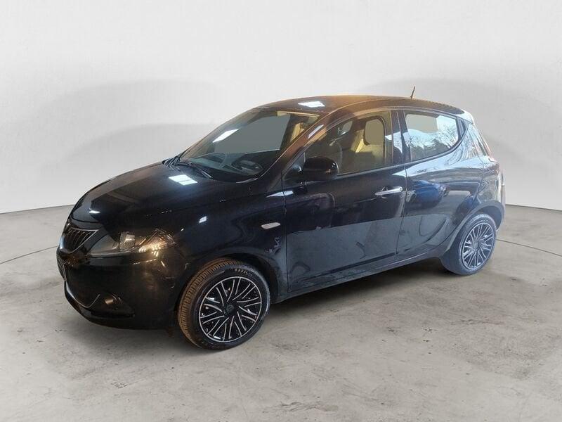 Lancia Ypsilon III 2021 1.0 firefly hybrid Gold s&s 70cv 5p.ti