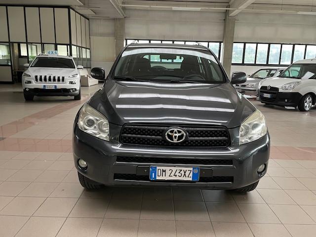 Toyota RAV 4 RAV4 2.2 D-4D 136 CV Sol