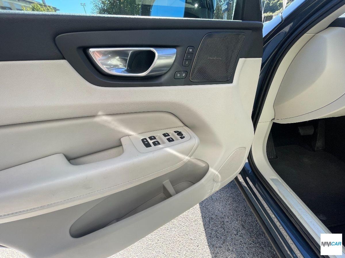 VOLVO - XC60 - T6 Recharge AWD aut. Plus Dark