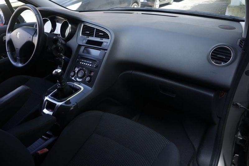 Peugeot 5008 Peugeot 5008 1.6 HDi 112CV Allure 7 POSTI Unicoproprietario