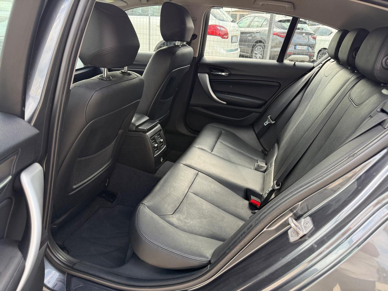 Bmw 120 120d xDrive 5p. Urban