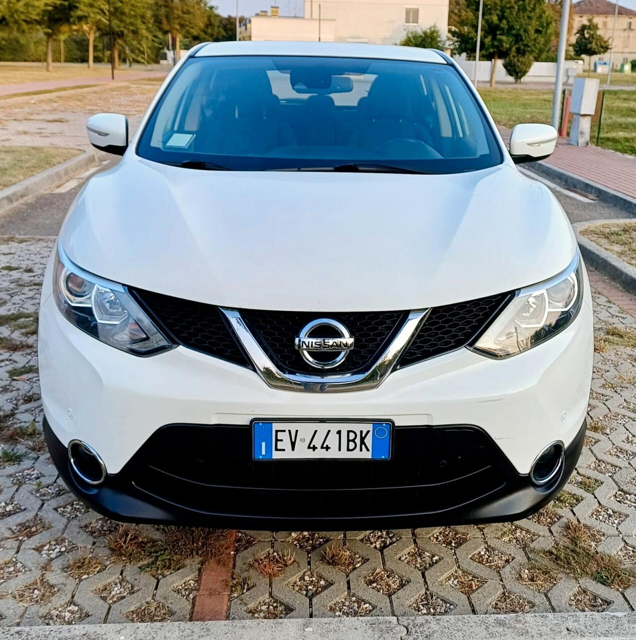 Nissan Qashqai 1.5 dCi Visia ANNO 2014