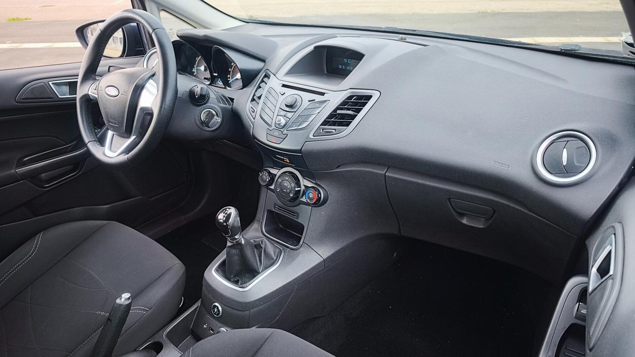 FORD FIESTA 1.4 GPL 95cv Neopatentati