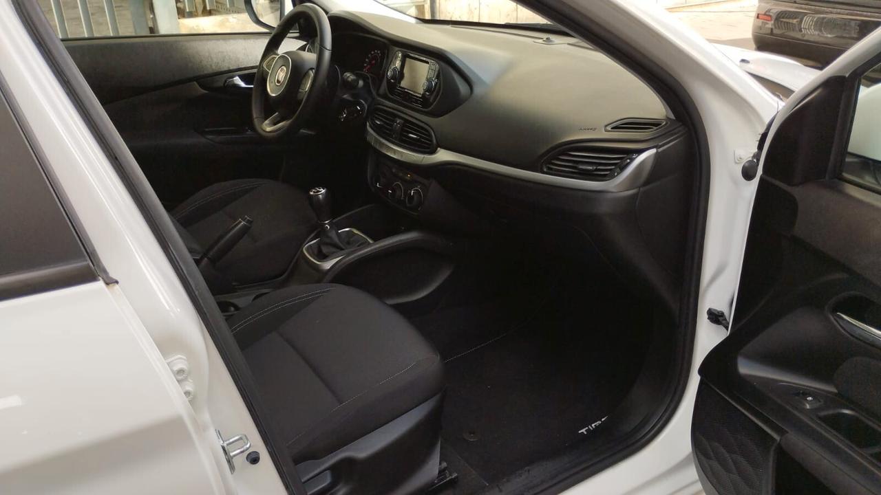 Fiat Tipo 1.3 Mjt S&S 5 porte Easy Business