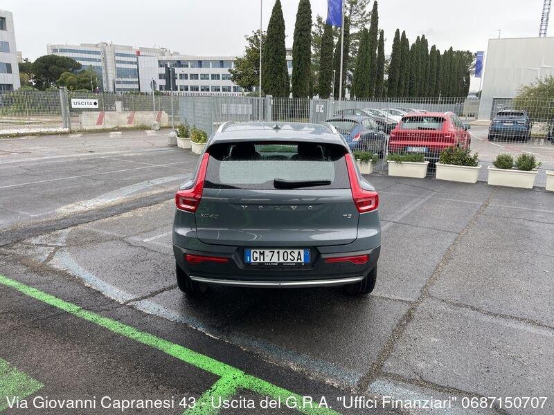 Volvo XC40 T3 Geartronic Momentum Pro