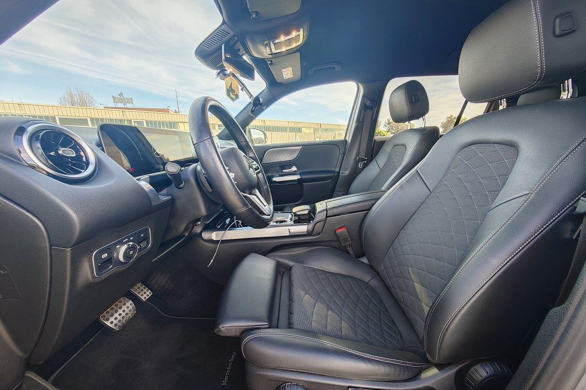 MERCEDES GLB 200 d Automatic Premium