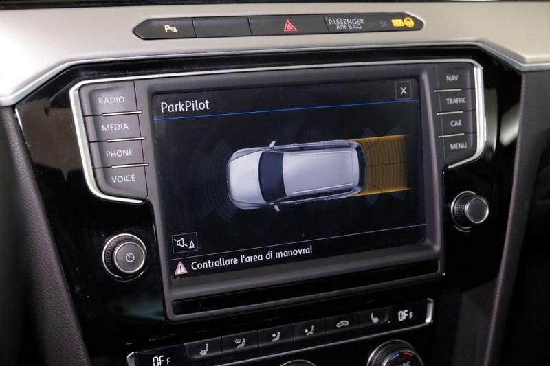 Volkswagen Passat VIII 2015 Variant Diese Variant 2.0 tdi Highline 150cv dsg