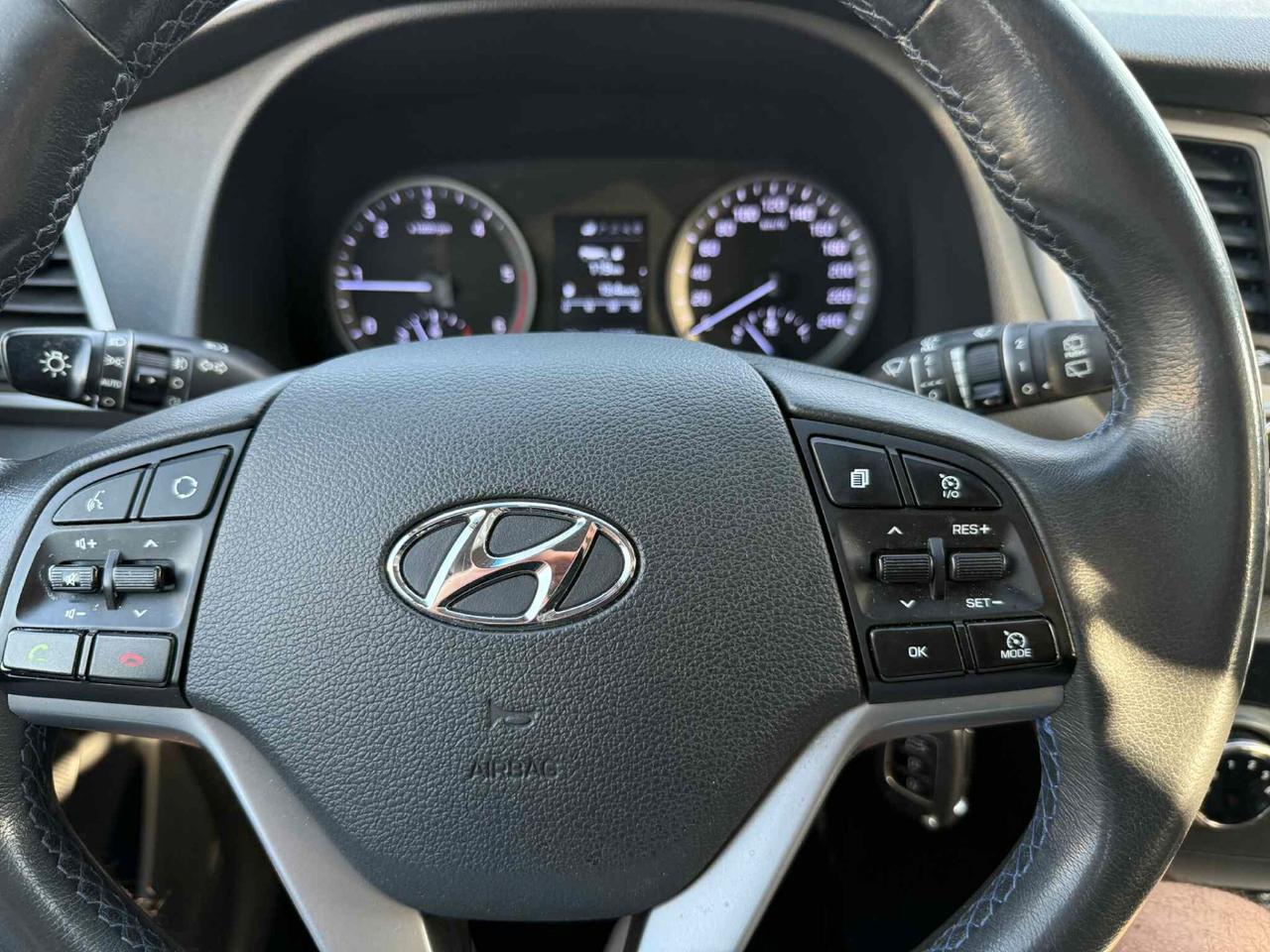 Hyundai Tucson 1.7 CRDi - 2018- Autocarro IVA esp