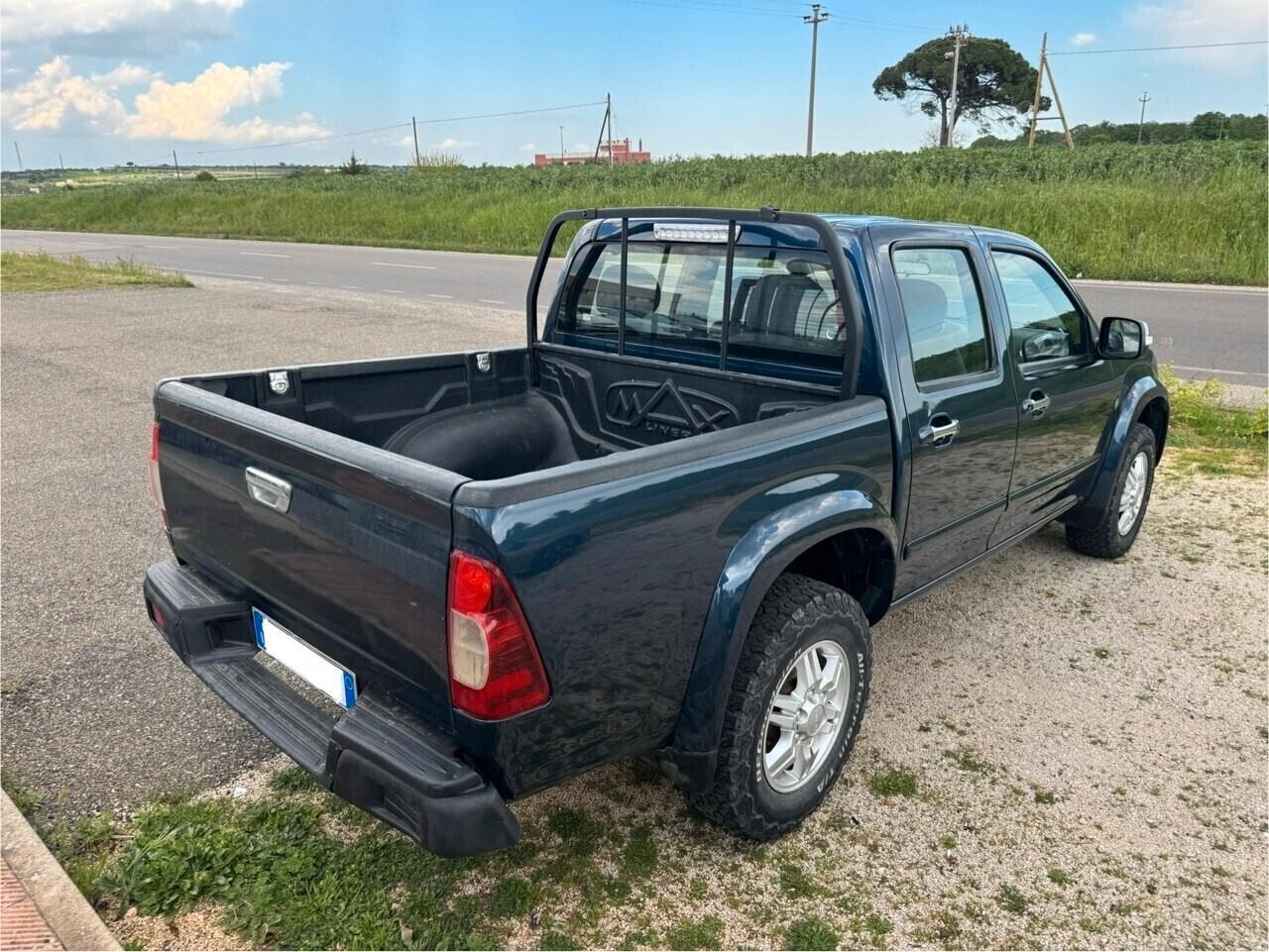 Isuzu D-Max 3.0 TD cat Space Cab 4WD Pick-up LS EU4