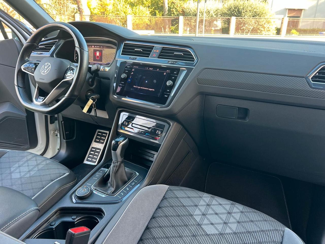 VW TIGUAN 2.0 TDI 200cv SCR DSG 4MOTION R-LINE