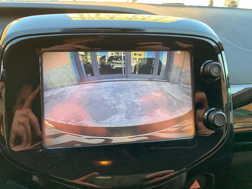 Toyota Aygo 1.0 VVT-i 69 CV 5 porte x-clusiv