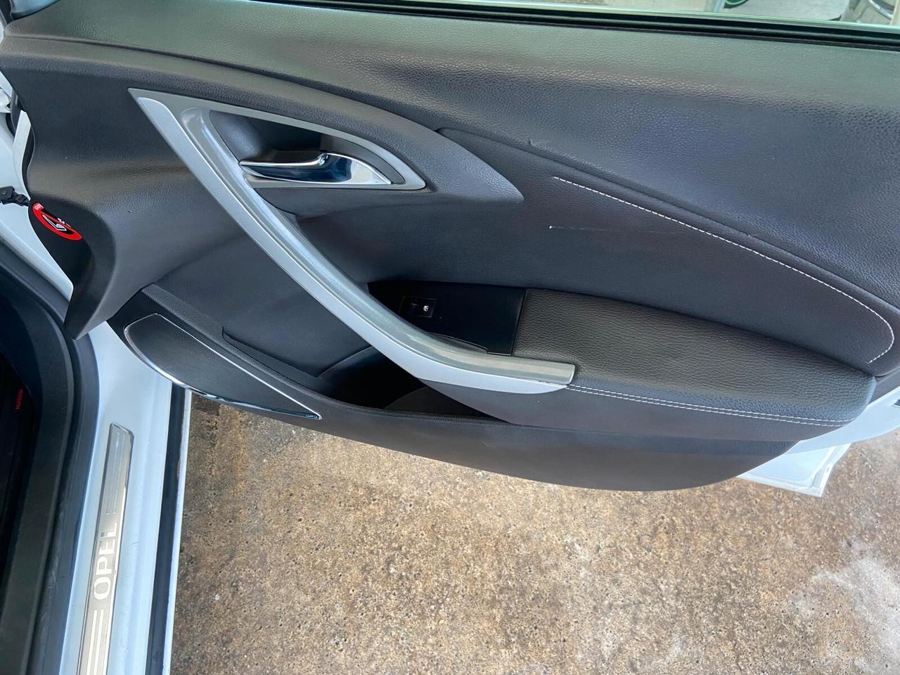 Opel Astra 1.7 CDTI 125CV 5 porte Cosmo