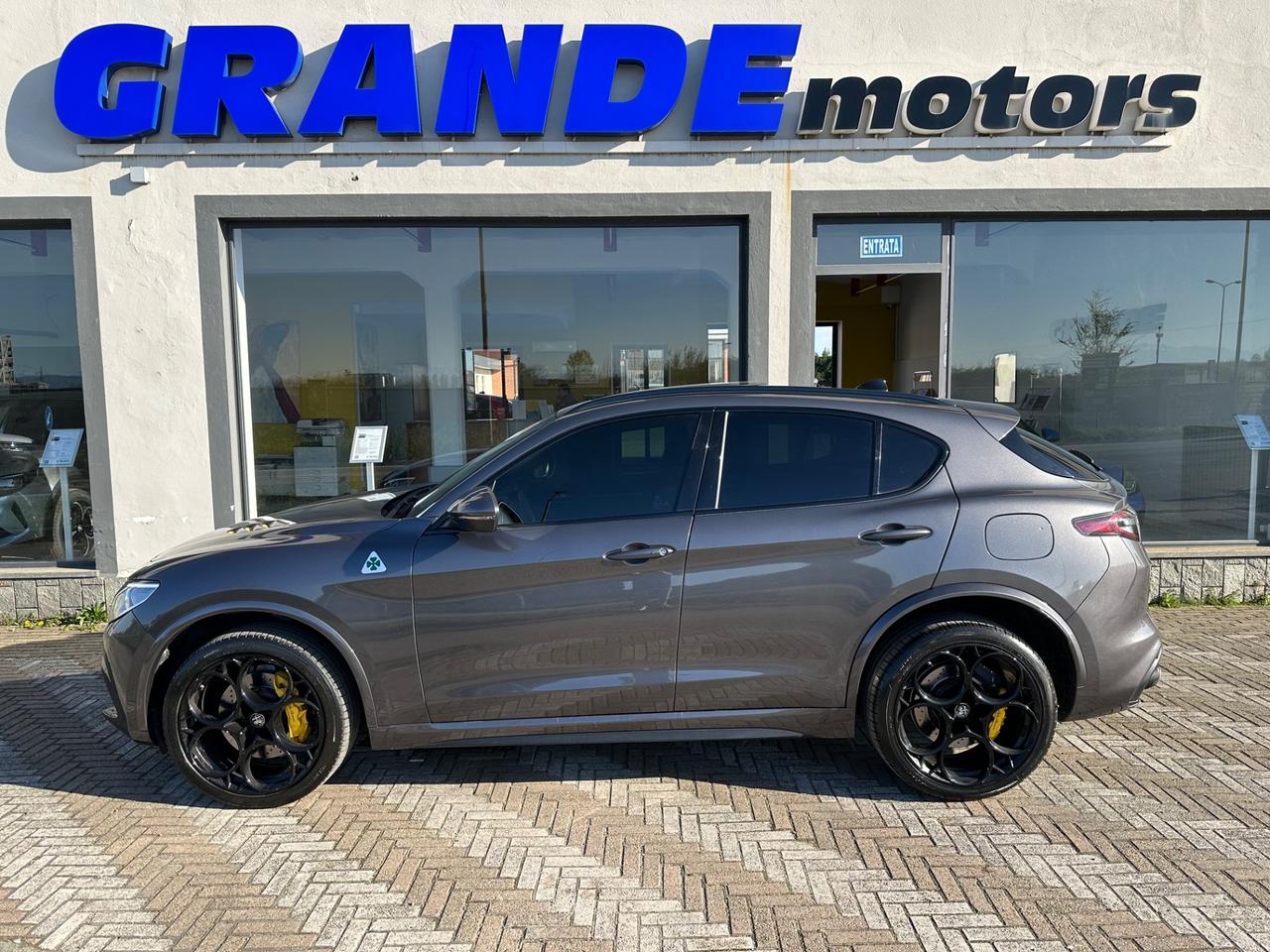 Alfa Romeo Stelvio 2.9 Bi-Turbo V6 510 CV AT8 QUADRIFOGLIO VERDE TETTO + AKRAPOVIC