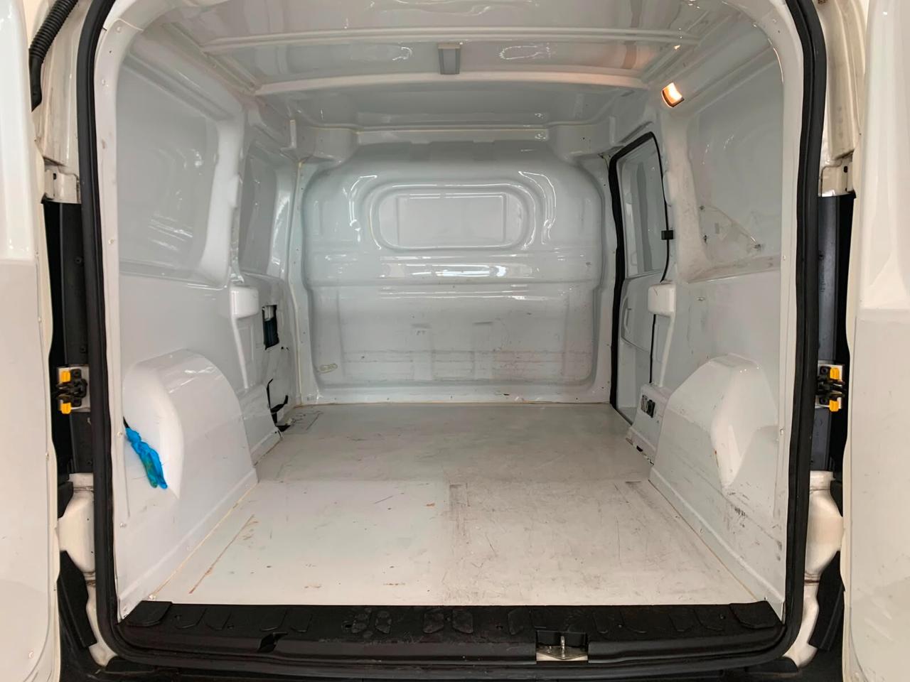 Fiat Doblò Maxi 1.4 T-Jet Natural Power *3 POSTI* *COIBENTATO*
