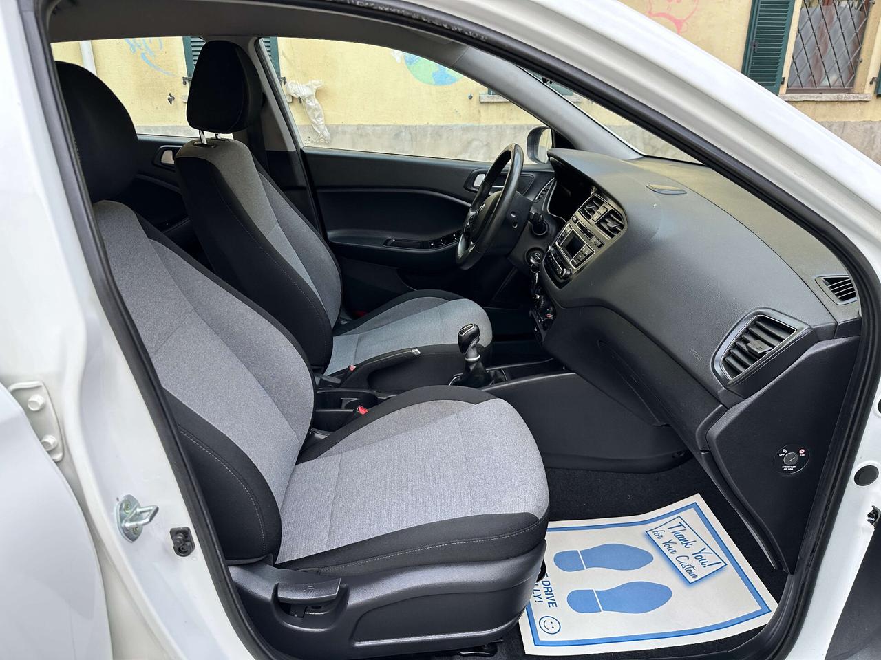 Hyundai i20 1.1 CRDi 12V 5 porte Style - PROBLEMI SU INIEZIONE