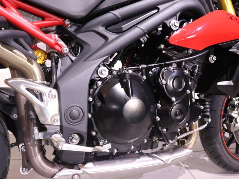 Triumph Speed Triple 1050 R Abs