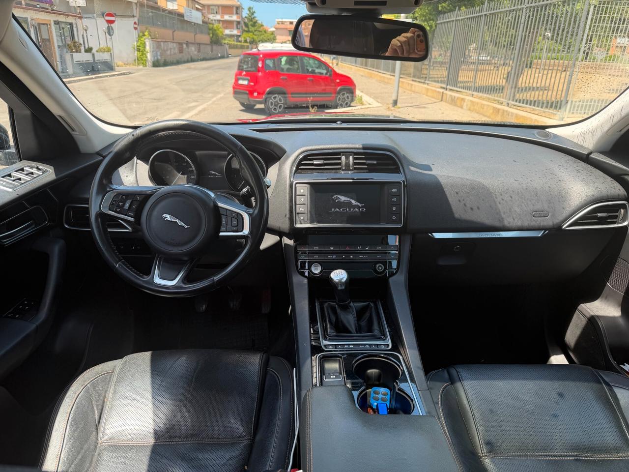 Jaguar F-Pace 2.0 D 180 CV AWD aut. R-Sport