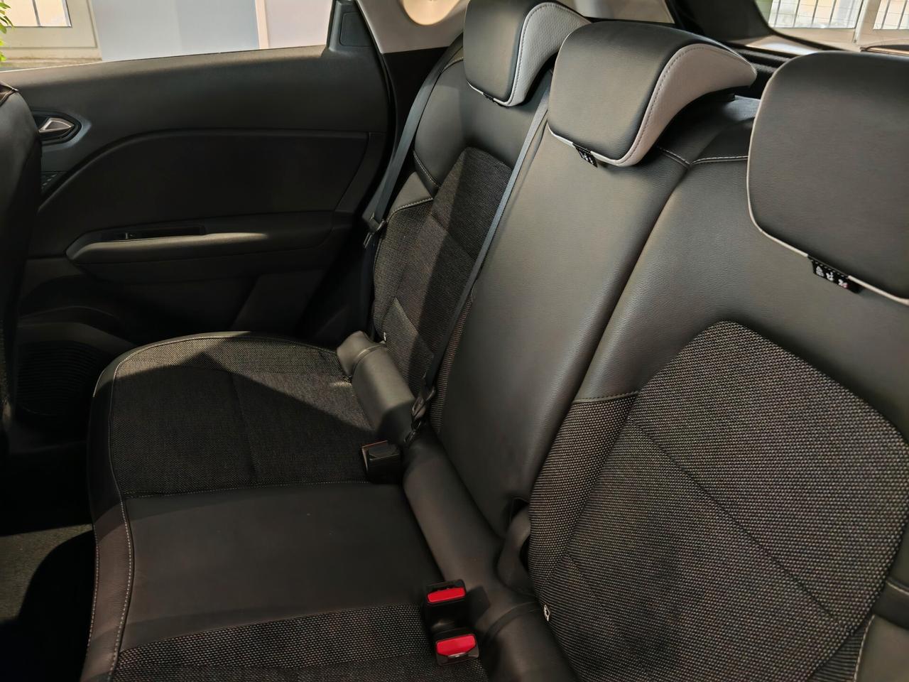 Renault Captur Full Hybrid E-Tech 145 CV Intens Plug in