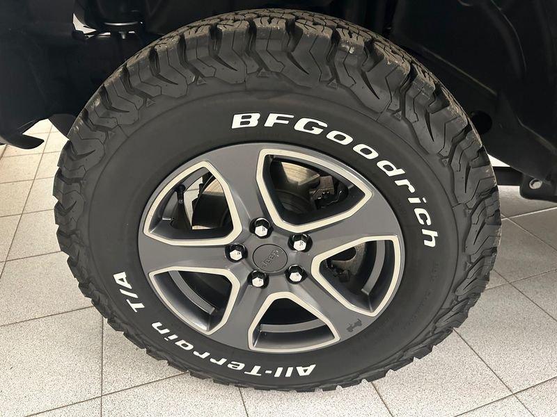 Jeep Wrangler Wrangler 2.2 Mjt II Sahara aut. | HARD TOP