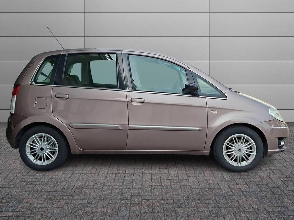 Lancia Musa 1.4 Poltrona Frau