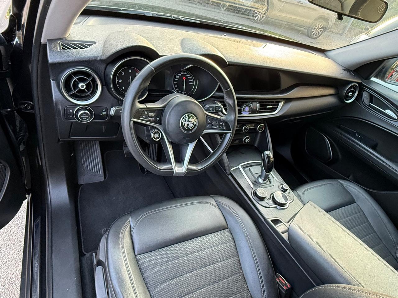 Alfa Romeo Stelvio 2.2 t Super Q4 210cv auto