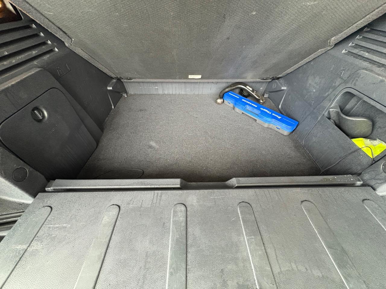 Peugeot 3008 2.0 HDi 150CV Outdoor GANCIO TRAINO