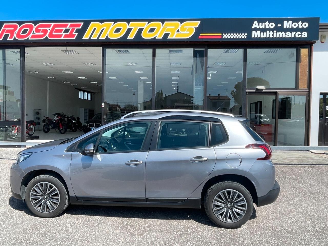 Peugeot 2008 PureTech 82 Active ANCHE X NEOPATENTATI