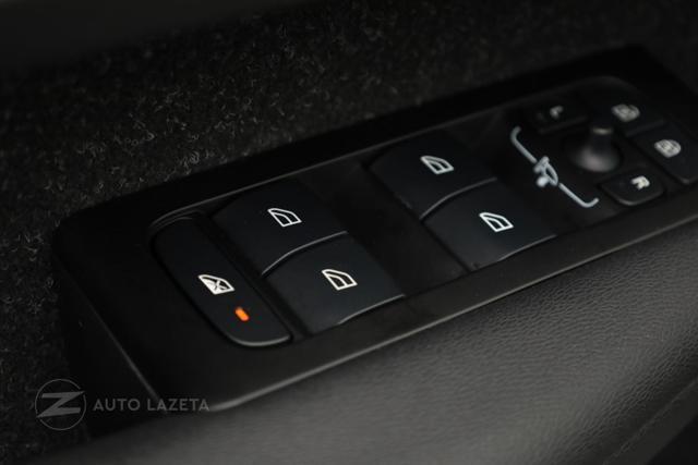 VOLVO XC40 T5 Recharge Plug-in Hybrid Inscription Auto