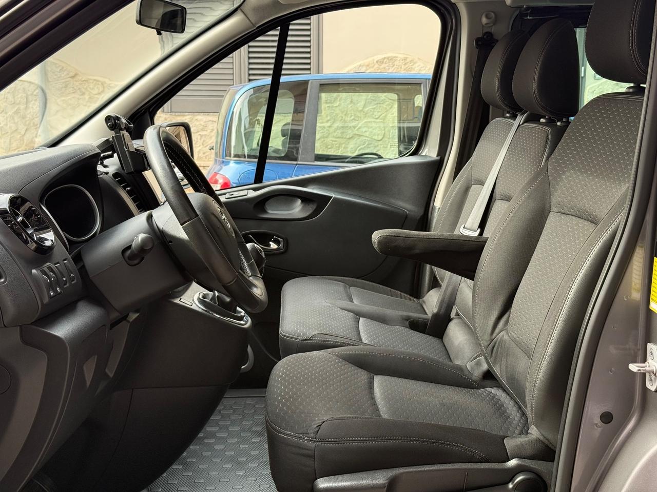 Opel Vivaro 1.6DCTI 125cv 9 Posti