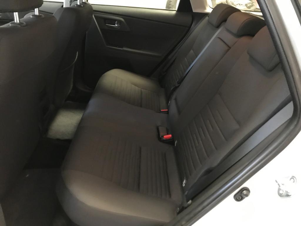 Toyota Auris TS 1.8 Hybrid Business ARGENTO