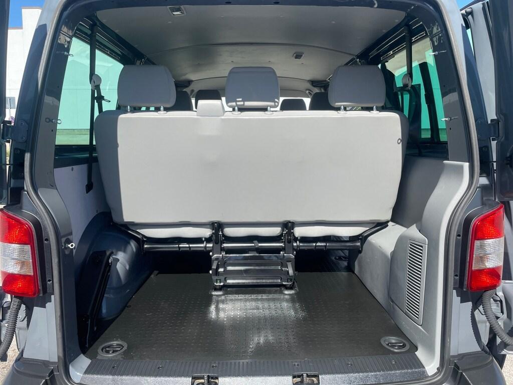 Volkswagen T5 Transporter 28 2009 Diesel 28 kombi M1 2.0 TDI 140CV DSG P.C. 8p.