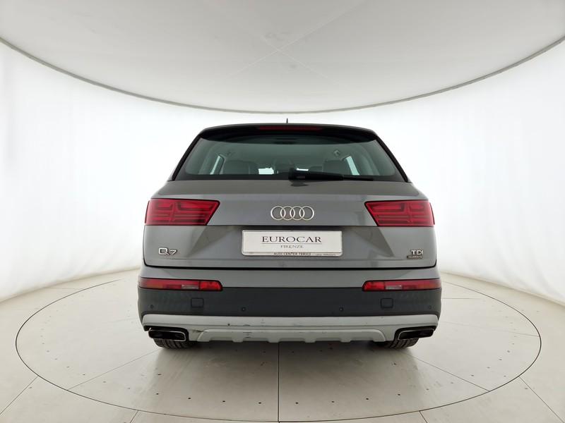 Audi Q7 3.0 tdi quattro tiptronic